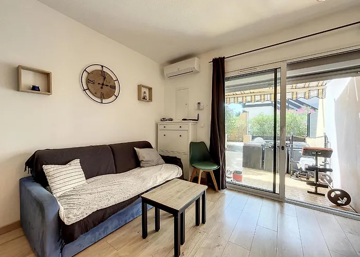 T1 Tres Fonctionnel Tennis Village Piscine, Ping Pong, Citypark, Boulodrome Apartman *